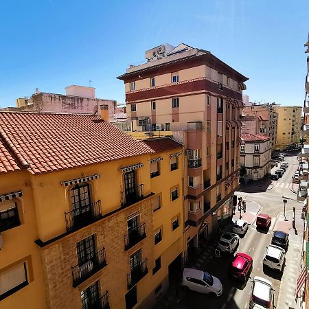 Genuar Apartments Malaga Center. Free Parking Εξωτερικό φωτογραφία