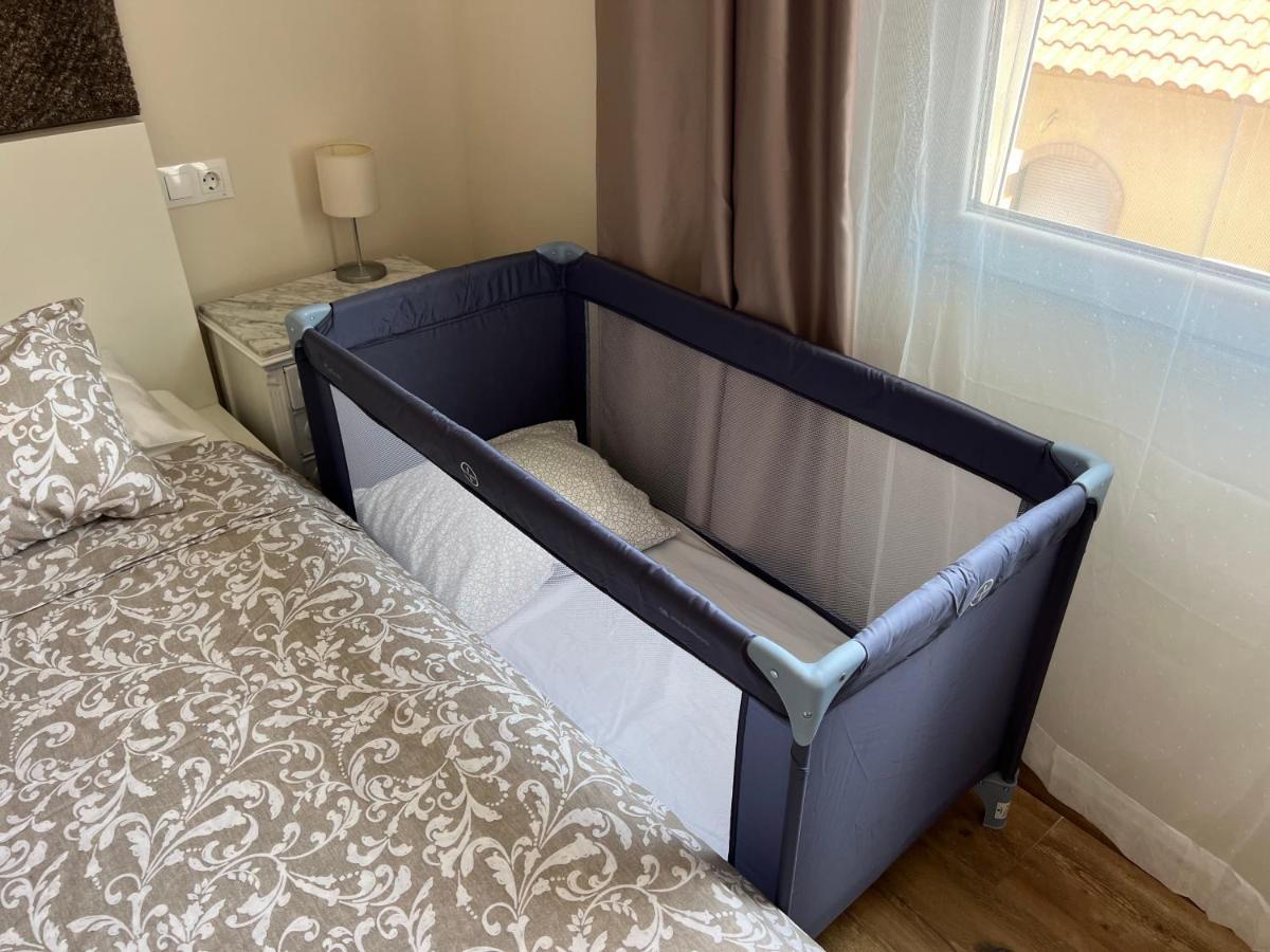 Genuar Apartments Malaga Center. Free Parking Εξωτερικό φωτογραφία