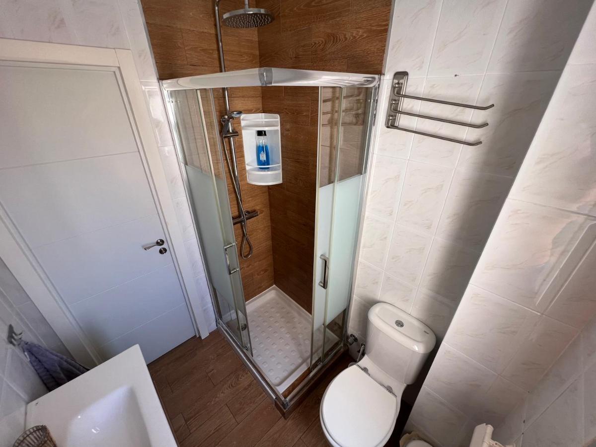 Genuar Apartments Malaga Center. Free Parking Εξωτερικό φωτογραφία